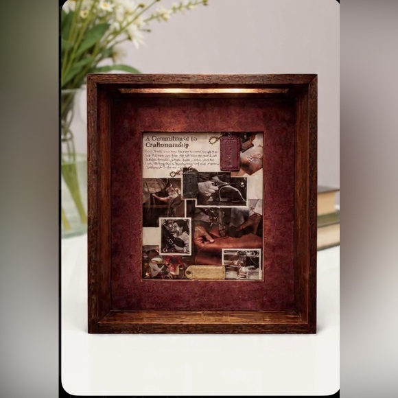 Framed Vintage Coach Hardware & Article - Picture 7 of 7